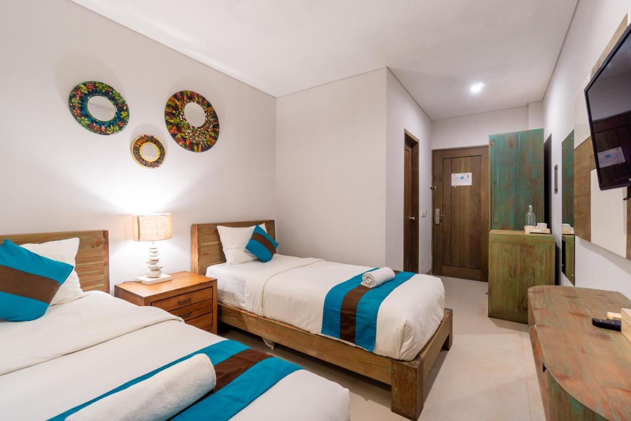 Casa Kayu Aya Hotel Seminyak Buitenkant foto
