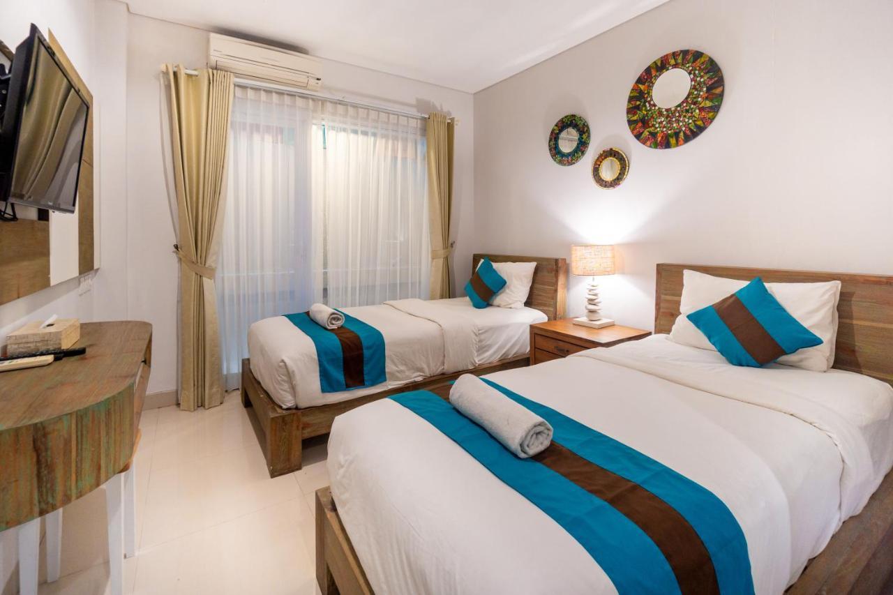 Casa Kayu Aya Hotel Seminyak Buitenkant foto