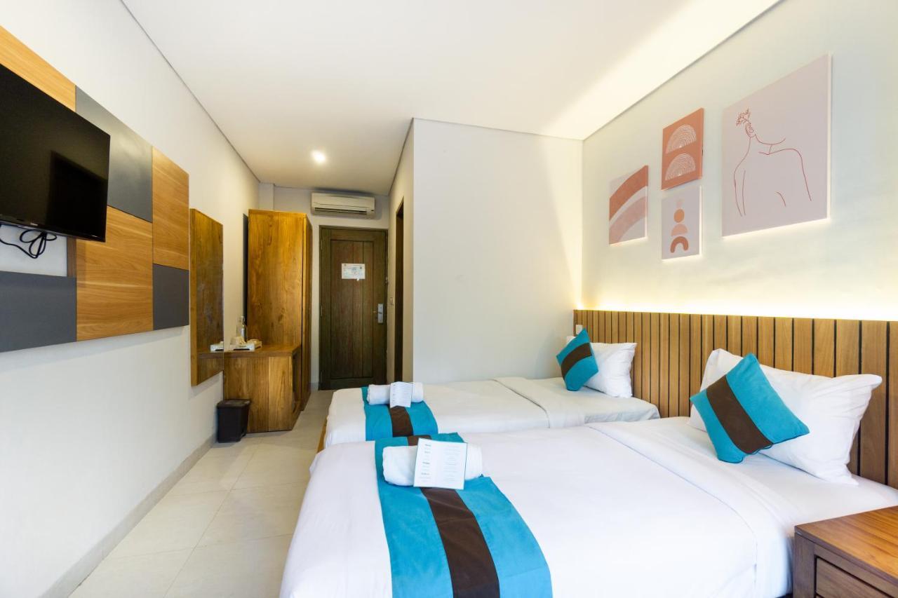 Casa Kayu Aya Hotel Seminyak Buitenkant foto