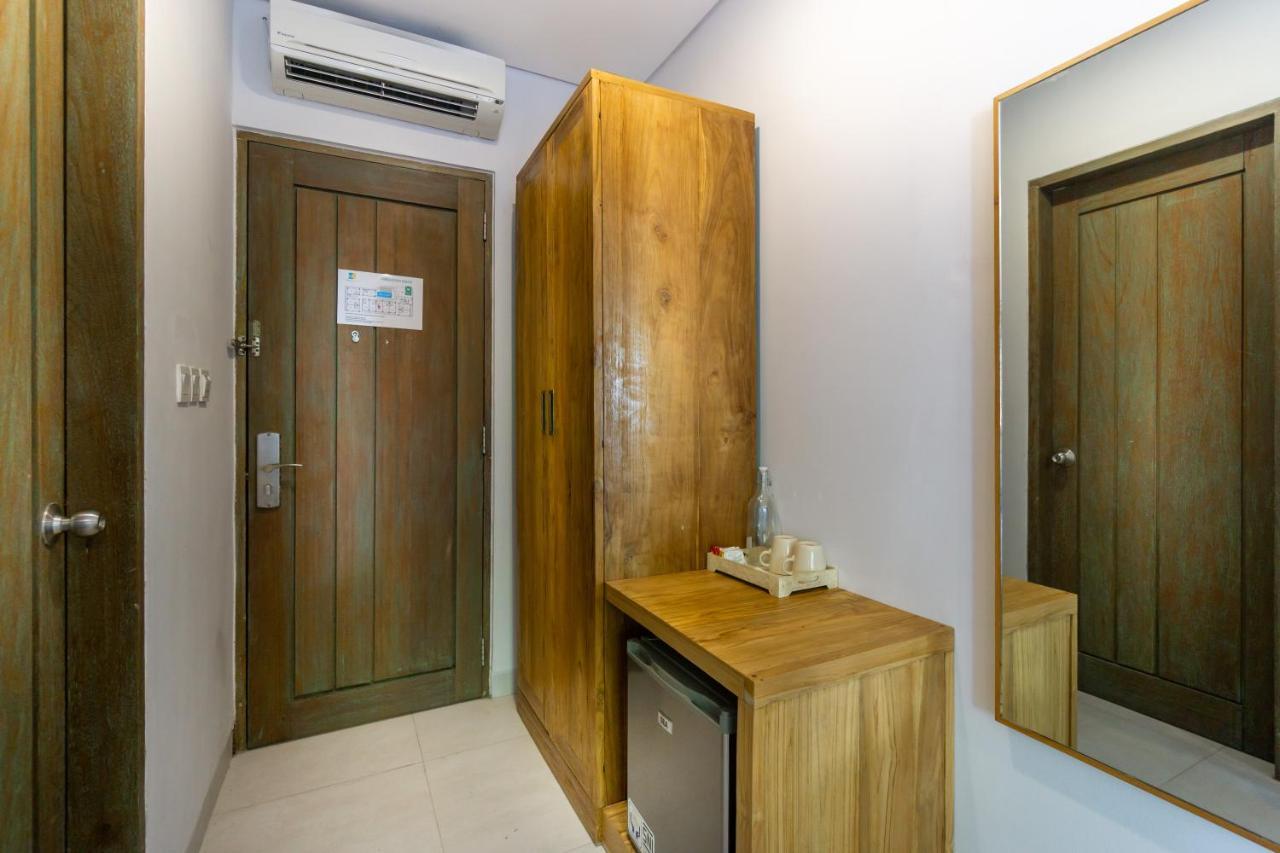Casa Kayu Aya Hotel Seminyak Buitenkant foto